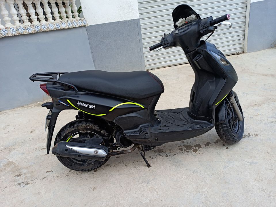 malekoeb Profile Picture